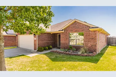 704 Cedar Cove Drive, Princeton, TX 75407 - Photo 1