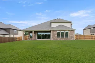 1001 E Hidden Lks Dr, DeSoto, TX 75115 - Photo 25