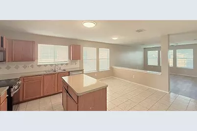 2237 Midbury Drive, Lancaster, TX 75134 - Photo 5