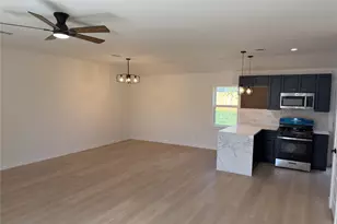 909 Lister Dr, Garland, TX 75040 - Photo 5