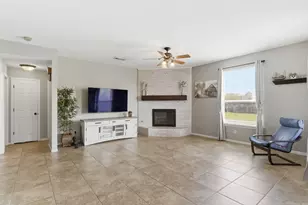 122 Button St, Little Elm, TX 75068 - Photo 5