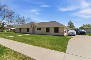 122 Button St, Little Elm, TX 75068 - Photo 3