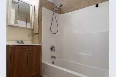 1402 N Commerce Street, Fort Worth, TX 76164 - Photo 13