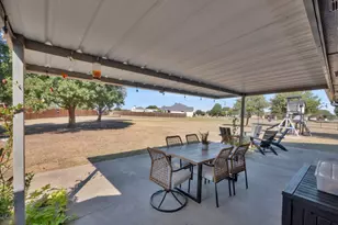 1020 Oak Hollow Ln, Seagoville, TX 75159 - Photo 25