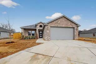 10158 Budtime Ln, Dallas, TX 75217 - Photo 1