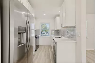 318 Price Drive, Lewisville, TX 75067 - Photo 13