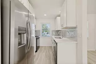 318 Price Dr, Lewisville, TX 75067 - Photo 13