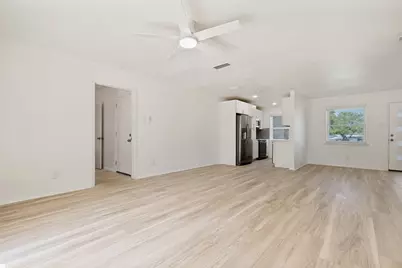 318 Price Drive, Lewisville, TX 75067 - Photo 9