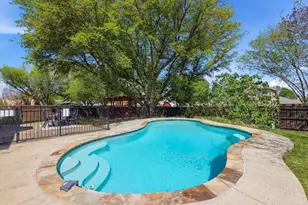 1520 Warwick Dr, Mansfield, TX 76063 - Photo 3