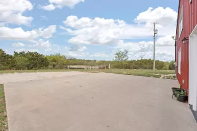 420 Overlook Drive, Cleburne, TX 76033 - Photo 33