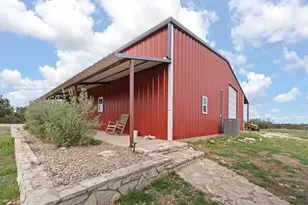 420 Overlook Dr, Cleburne, TX 76033 - Photo 31