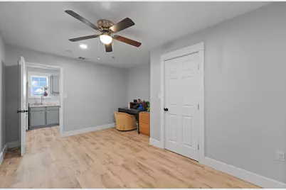 420 Overlook Drive, Cleburne, TX 76033 - Photo 17