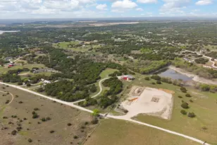 420 Overlook Dr, Cleburne, TX 76033 - Photo 35