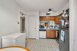237 Shady Ln Dr, Fort Worth, TX 76112 - Photo 5