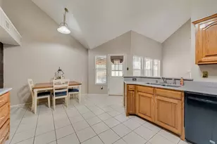 9122 Oak Hollow Dr, Rowlett, TX 75089 - Photo 7