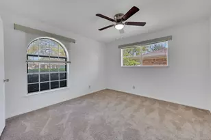 1022 Byron Ln, Arlington, TX 76012 - Photo 7