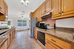 1022 Byron Ln, Arlington, TX 76012 - Photo 23