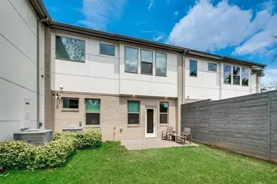 2222 N Prairie Avenue #2, Dallas, TX 75204 - Photo 17