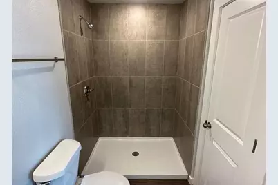 1700 E Powell Avenue, Fort Worth, TX 76104 - Photo 13