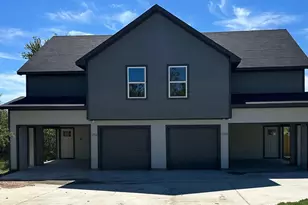 1700 E Powell Ave, Fort Worth, TX 76104 - Photo 1