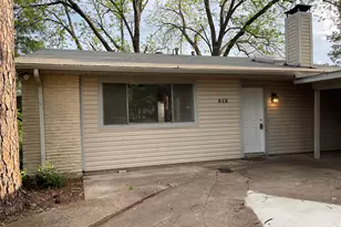 518 W Lovers Ln, Arlington, TX 76010 - Photo 3