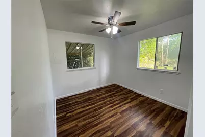 518 W Lovers Lane, Arlington, TX 76010 - Photo 21