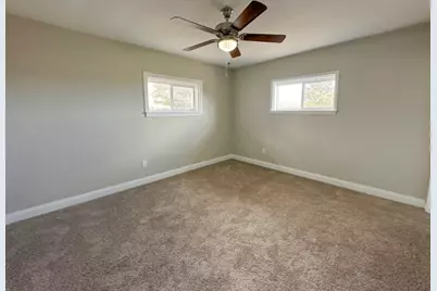 2204 Carl Street, Big Spring, TX 79720 - Photo 17