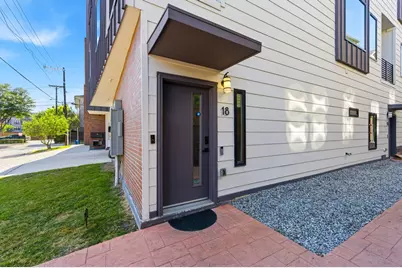 2450 N Garrett Avenue #18, Dallas, TX 75206 - Photo 3