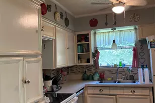 1202 Peggy Ln, Kennedale, TX 76060 - Photo 9
