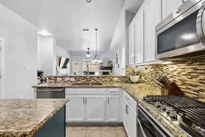 916 Llano Falls Drive, McKinney, TX 75071 - Photo 13