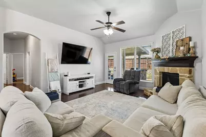 916 Llano Falls Drive, McKinney, TX 75071 - Photo 17