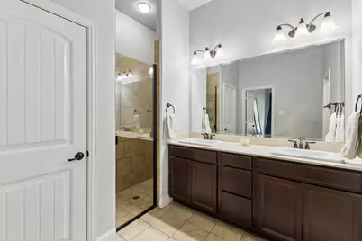 916 Llano Falls Drive, McKinney, TX 75071 - Photo 13