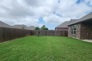 11132 Canyon Oak St, Aubrey, TX 76227 - Photo 5