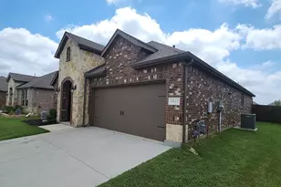 11132 Canyon Oak St, Aubrey, TX 76227 - Photo 3