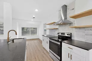 400 Casa Bello Ct, Irving, TX 75062 - Photo 5