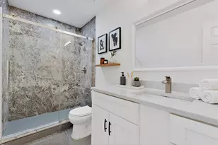 400 Casa Bello Ct, Irving, TX 75062 - Photo 17