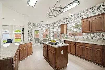 6013 Arden Court, Rowlett, TX 75087 - Photo 11