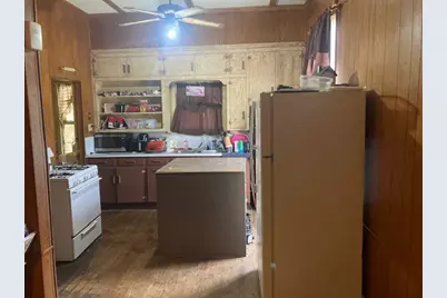 302 S Pearl Street, Mart, TX 76664 - Photo 9