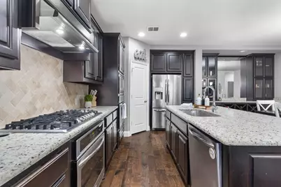 7916 Lewisville Lane, McKinney, TX 75071 - Photo 11