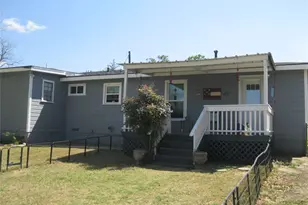 1308 W Dyer St, Breckenridge, TX 76424 - Photo 5