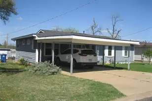 1308 W Dyer St, Breckenridge, TX 76424 - Photo 3