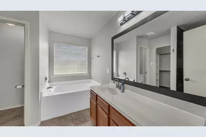 9609 Maryville Lane, Fort Worth, TX 76108 - Photo 15