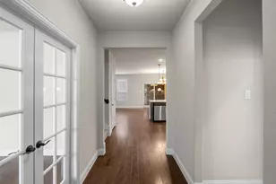 309 Tottenham Ct, McKinney, TX 75072 - Photo 5