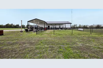 5029 County Road 1098, Celeste, TX 75423 - Photo 37