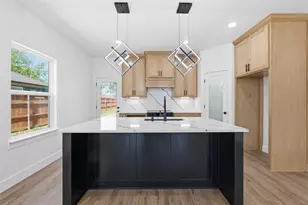 1023 Kane St, Bellmead, TX 76705 - Photo 3