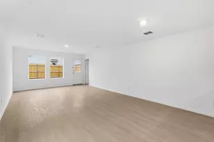 1029 Calley Pear Trl, Princeton, TX 75407 - Photo 9