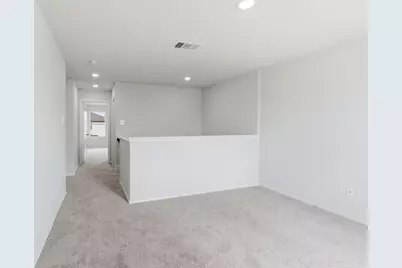 805 Bluffview Drive, Cleburne, TX 76031 - Photo 17