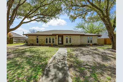 1901 Yorkstown Drive, Ennis, TX 75119 - Photo 1
