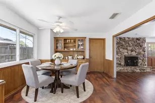 1901 Yorkstown Dr, Ennis, TX 75119 - Photo 7