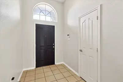 4800 Valley Springs Trail, Fort Worth, TX 76244 - Photo 5